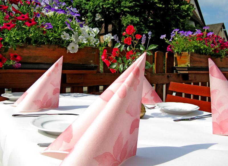 Hotel Restaurant Engel Pfaffenweiler Kültér fotó