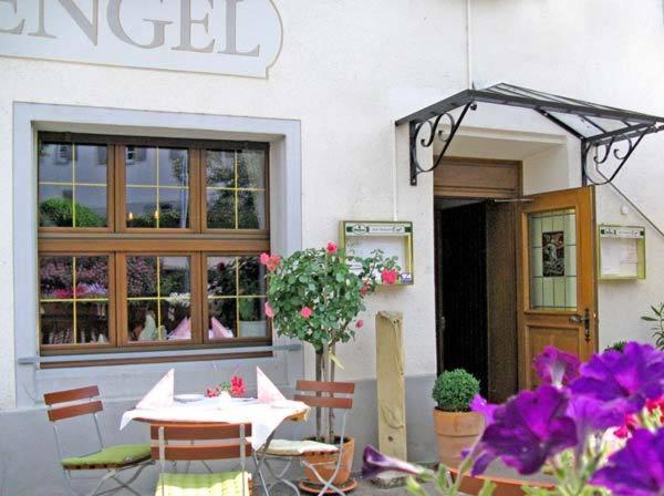 Hotel Restaurant Engel Pfaffenweiler Kültér fotó
